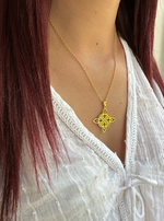 Pendentif Noeud de Sorcière Doré