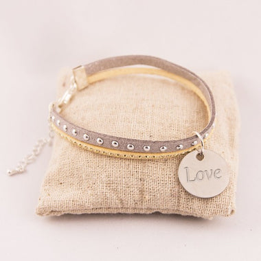Bracelet Personnalise Suédine Beige & Médaille Gravée