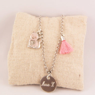 Collier Enfant Médaille Gravée Acier Breloque Chat & Pompon