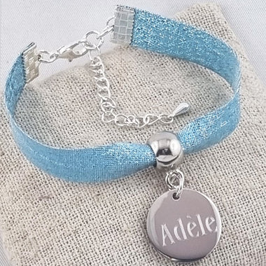 Bracelet Enfant Personnalisé Tissu Pailleté Bleu & Médaille Gravée