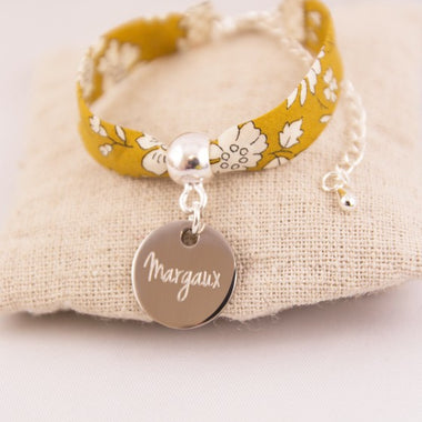 Bracelet Enfant Liberty Personnalisé Capel Ocre & Médaille Gravée