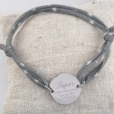 Bracelet Super Instit' Ajustable & Jeton Acier Gravé Personnalisé