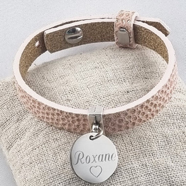 Bracelet Cuir Rose Réglable & Médaille Gravée Personnalisée