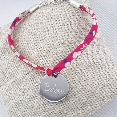 Bracelet Cordon Liberty Médaille Acier Gravée & Fermoir Mousqueton