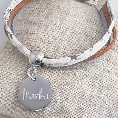 Bracelet Liberty & Suédine Grise/Marron Personnalisé Médaille Gravée