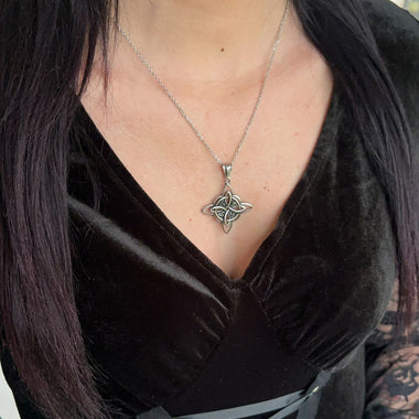 Pendentif Noeud de Sorcière